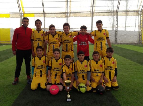 Yıldız Futbol Erkek okul takımımız Patnos Turnuvasında 1. oldu